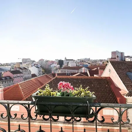Apartment Spacious In Rato With Terrace Lisbon