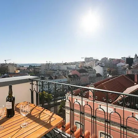Spacious In Rato With Terrace Lisbon