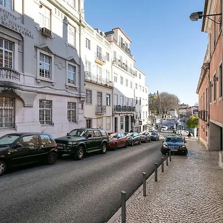 Spacious In Rato With Terrace * Lisbon