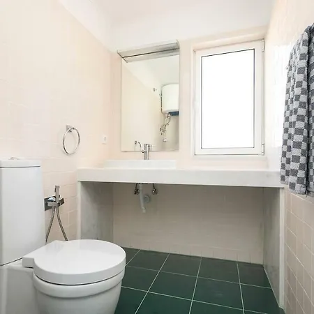Διαμέρισμα Spacious In Rato With Terrace *