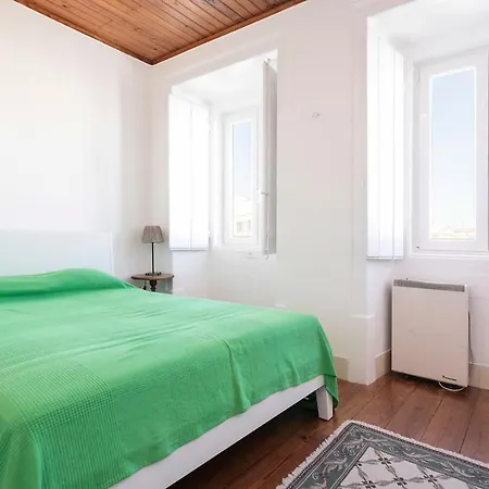 Spacious In Rato With Terrace Apartman Lisboa