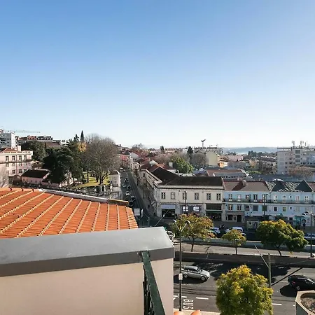 Spacious In Rato With Terrace Apartman *