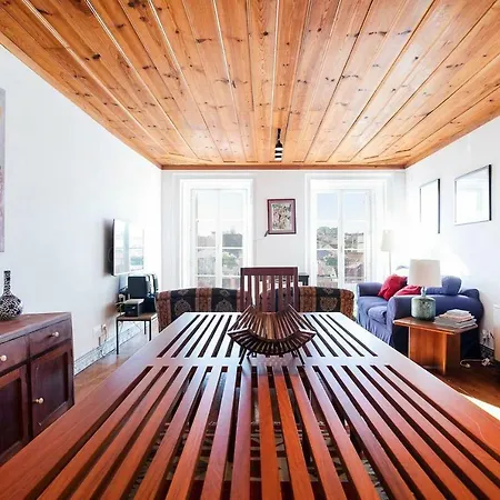 Διαμέρισμα Spacious In Rato With Terrace *
